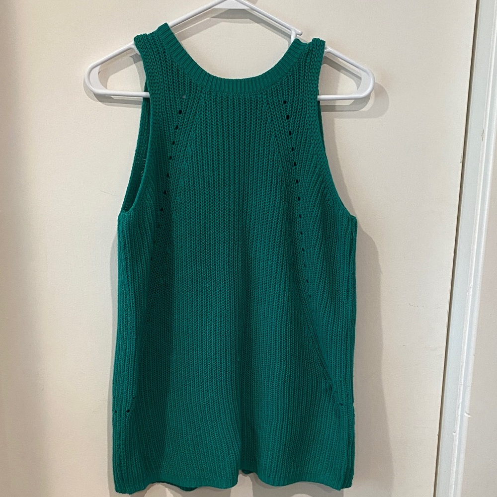Universal Thread Green Knit Top
